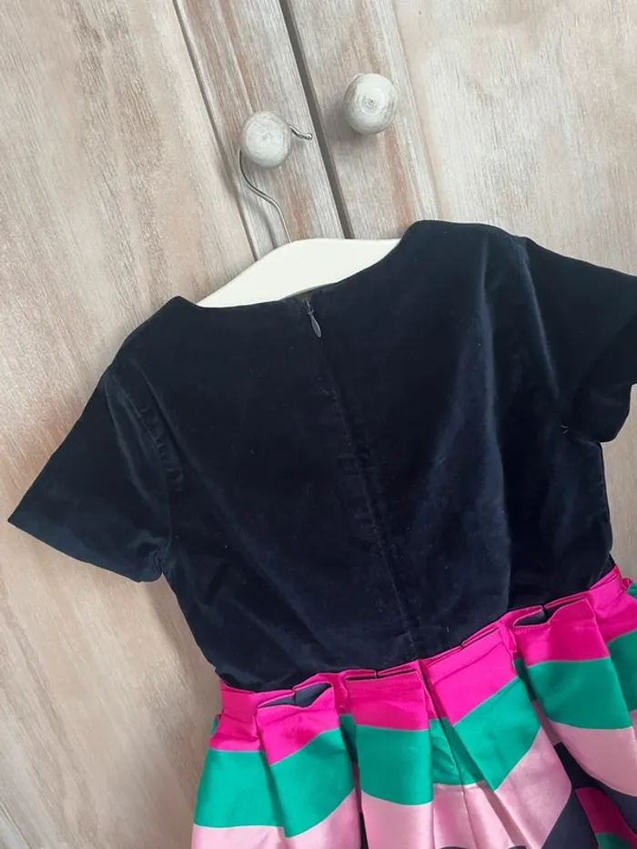 Robe fêtes t. 8 ans - photo numéro 3