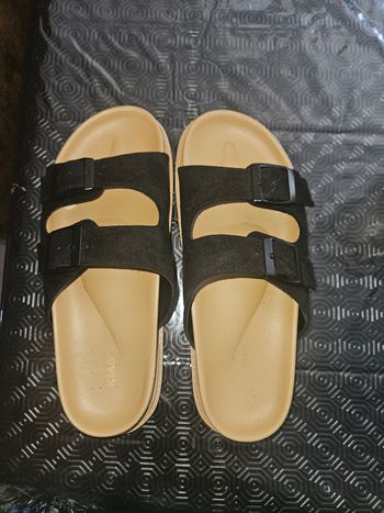 Sandales