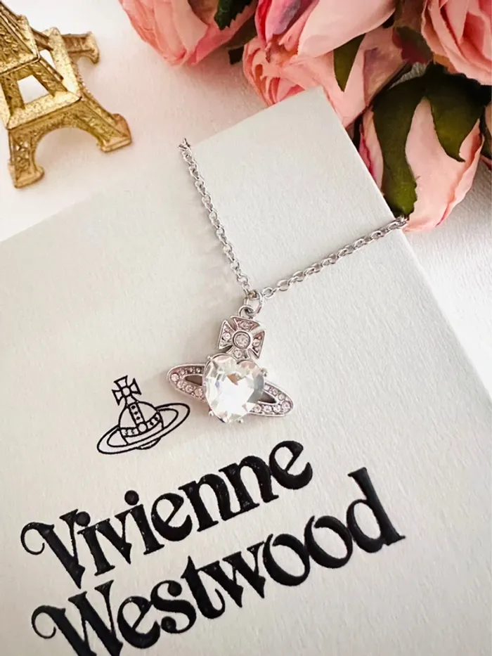 🇯🇵Collier Vivienne Westwood – Cœur argenté & logo Orbite – Édition iconique - photo numéro 2
