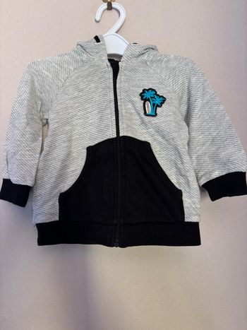 🌸Veste zipée avec capuche gris 6 mois orchestra🌸