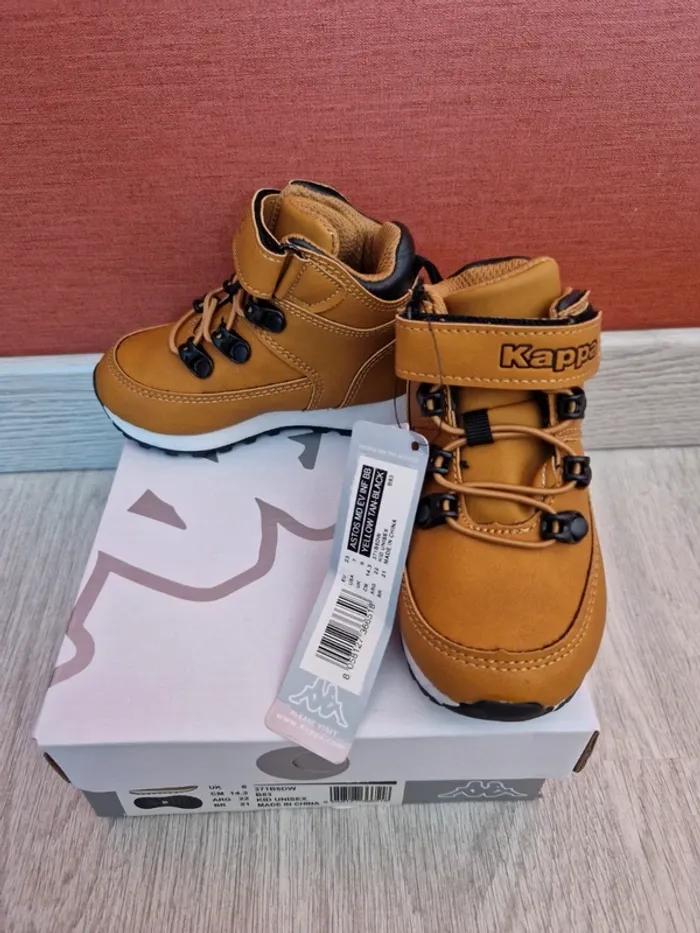 Baskets Kappa neuves taille 23 - photo numéro 2