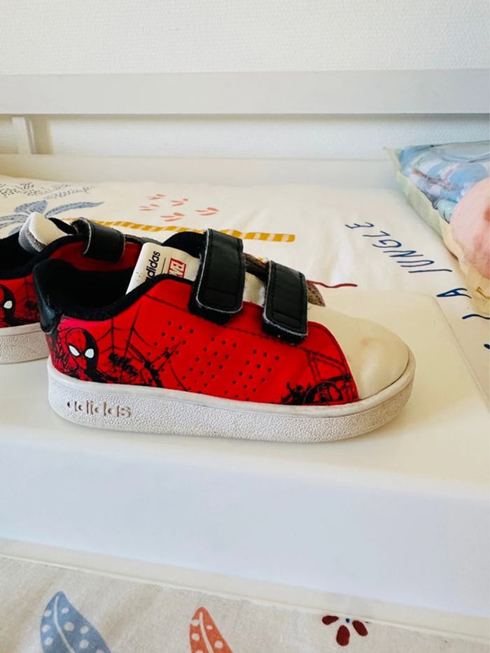 Chaussures addidas 21 - photo numéro 5
