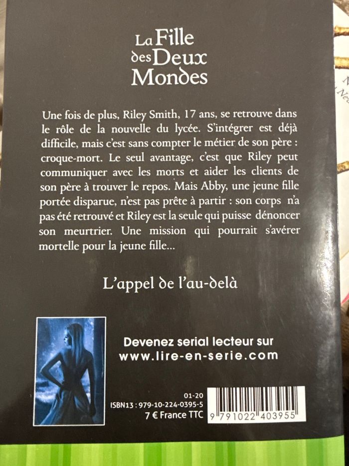 La filles des deux mondes - photo numéro 2