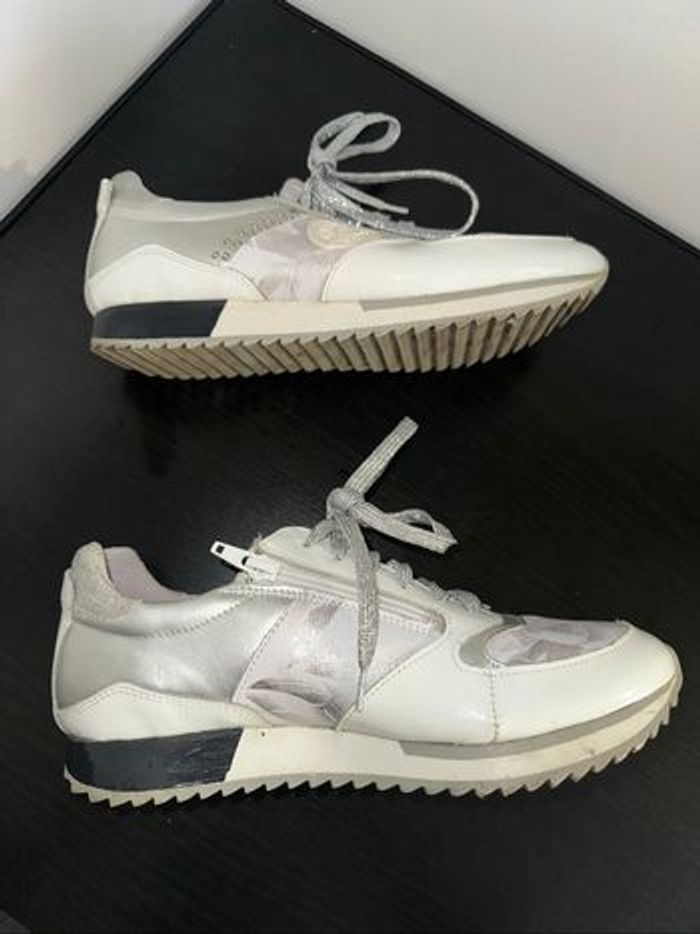 Baskets en cuir blanches et argentées Philippe Morvan T39 - photo numéro 5