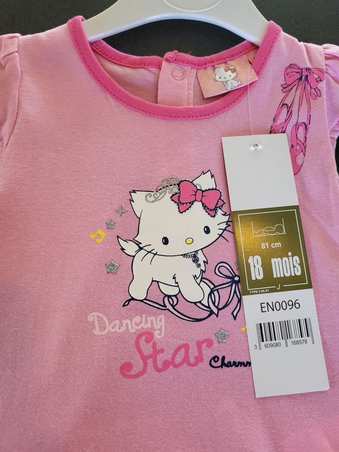 Robe hello Kitty rose  18 mois - photo numéro 2
