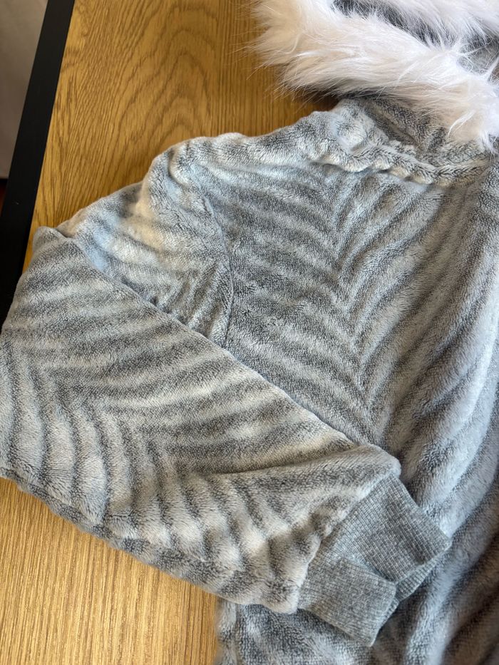 Ensemble fille taille 122/128 - photo numéro 4