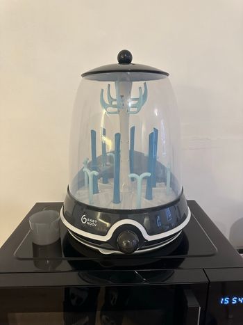 Stérilisateur/ égouttoir à biberon