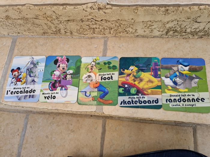 Lot puzzles Disney