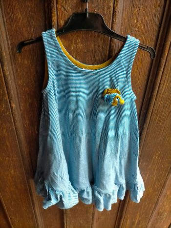Très belle robe Petit bateau 4 ans 