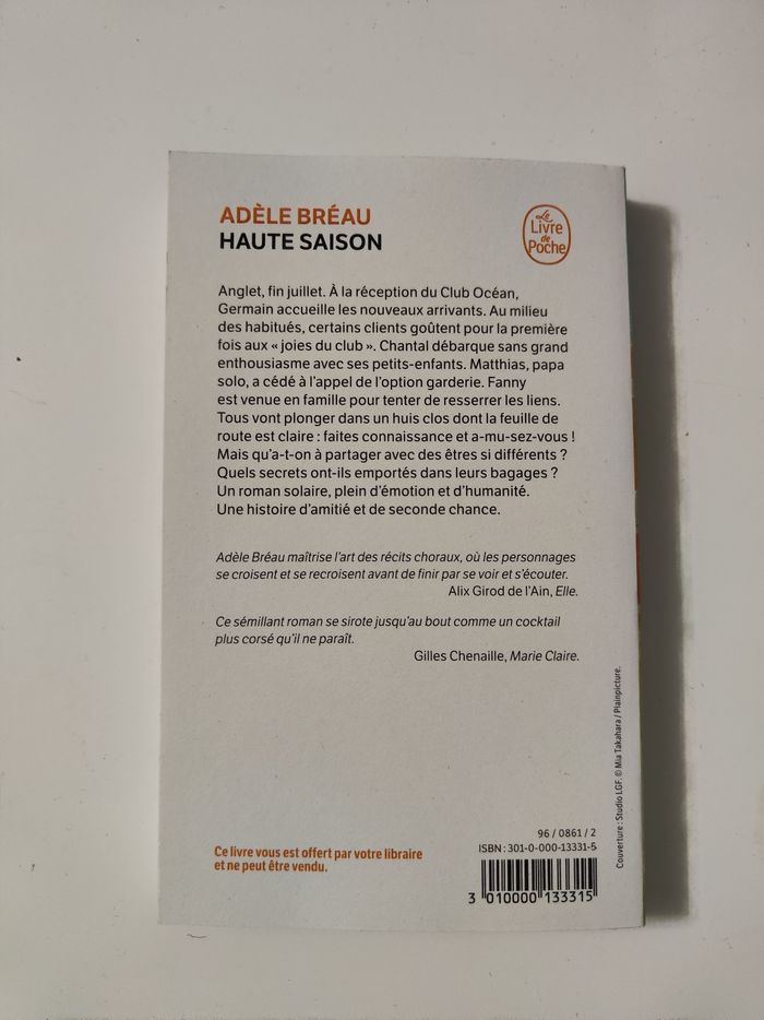 Haute saison. Adèle Bréau - photo numéro 2