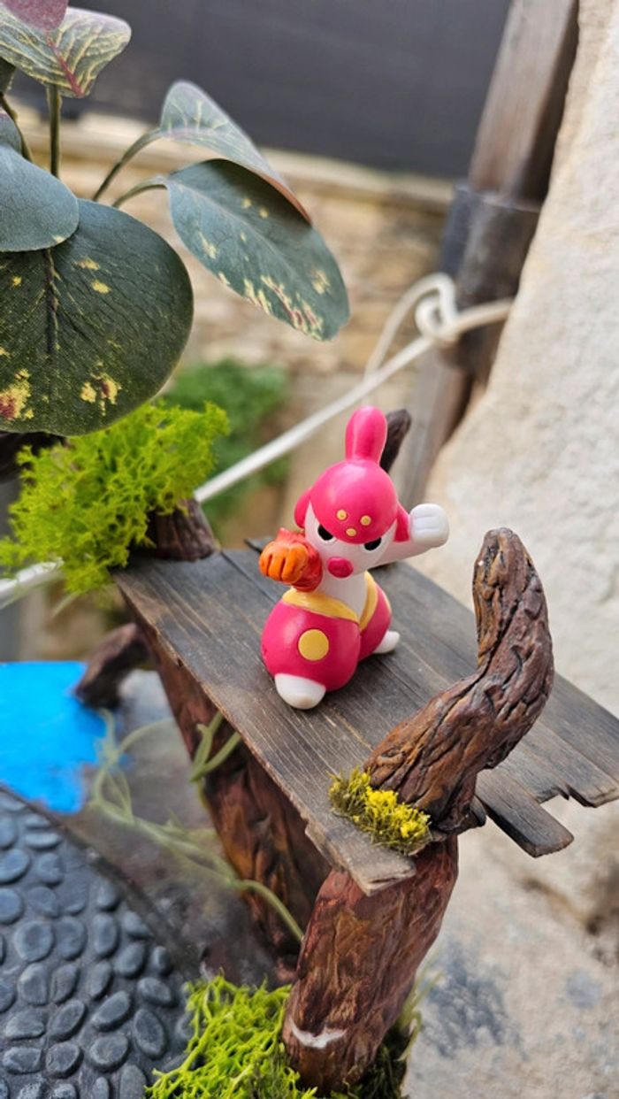 Super figurine Pokemon Nintendo finger puppet charmina - photo numéro 2