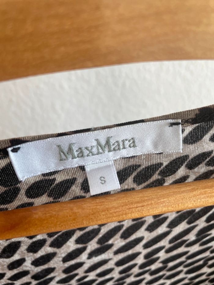 T-shirt asymétrique Max Mara brun à motif - photo numéro 3
