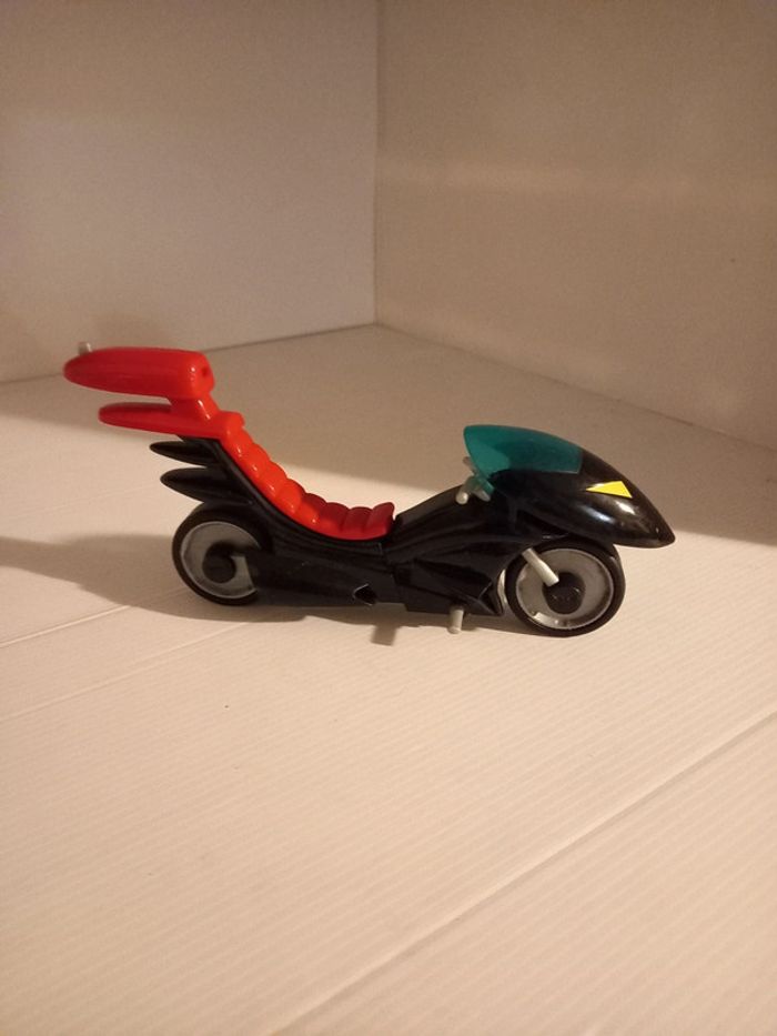 Moto batman - photo numéro 3