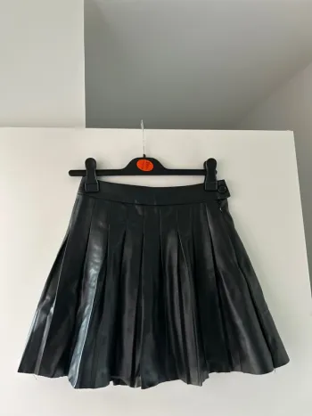 Jupe en cuir New Yorker taille XS