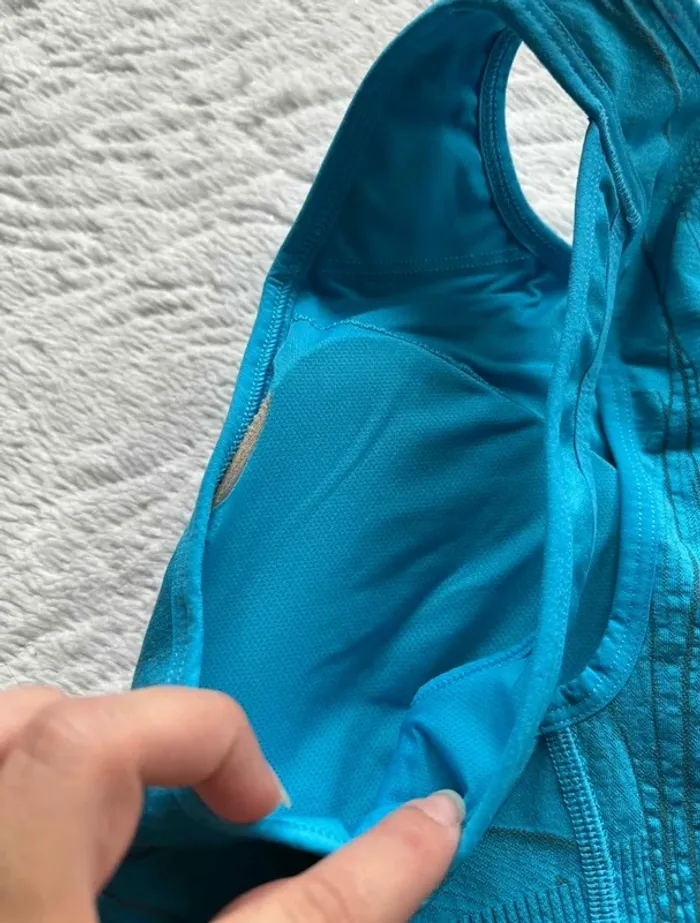 Ensemble Gymshark Apex Seamless Femme Bleu – Brassière L + Legging M – Comme Neuf – Valeur 102€ - photo numéro 8