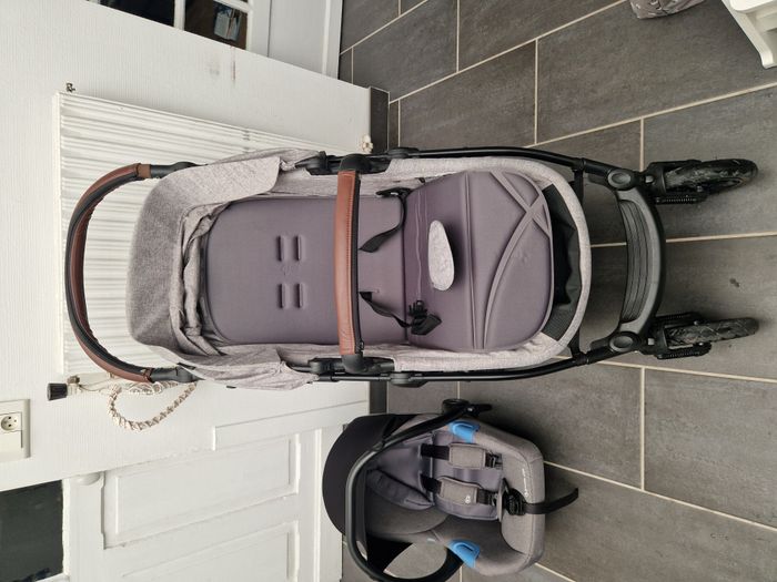 Poussette 3 en 1 Kinderkraft XMOOV - Gris - Très bon état - photo numéro 3