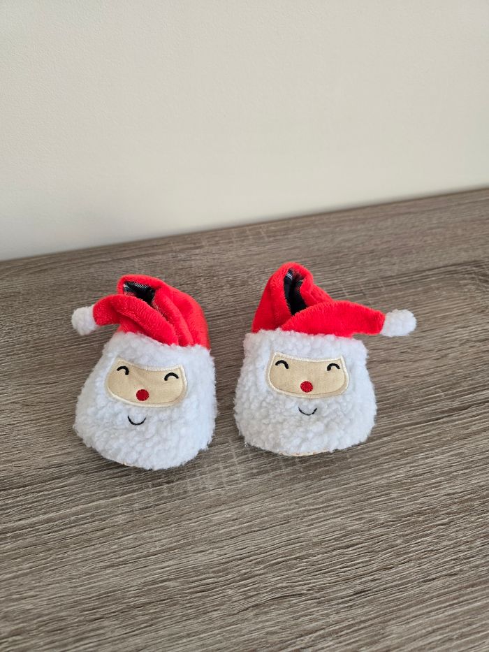 Vêtement Bébé Mixte - Pantoufle Père Noël - Taille 19