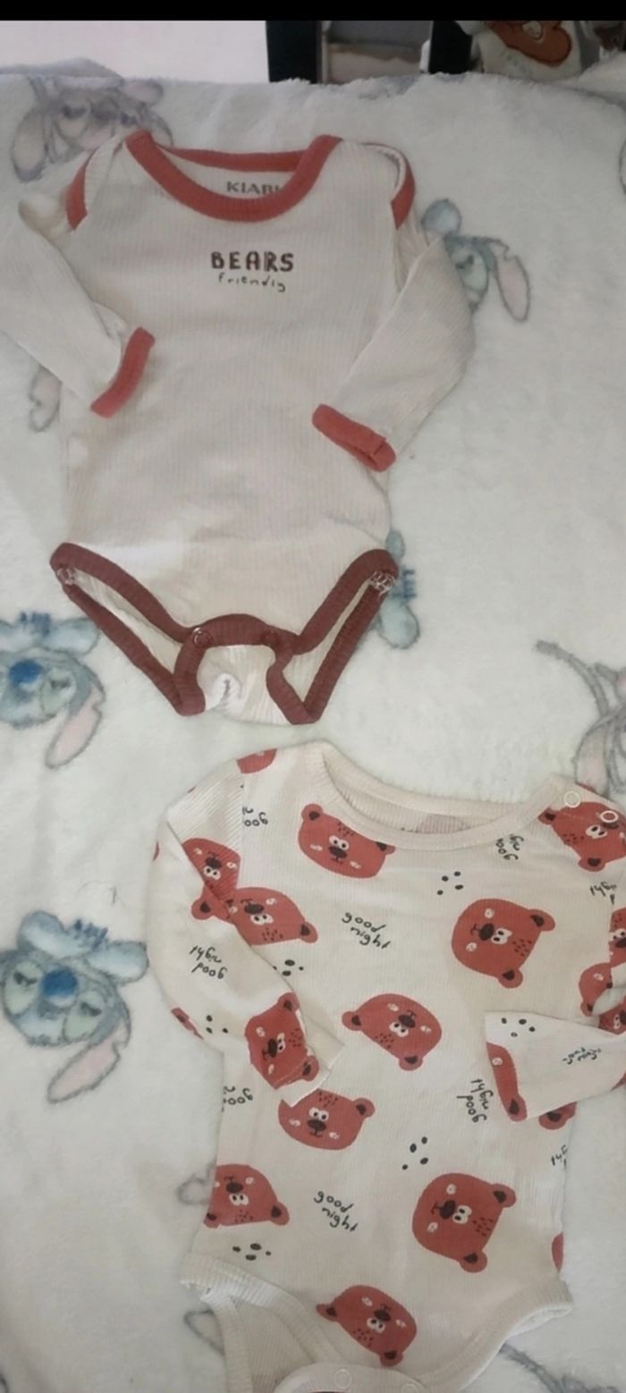 Lot 1 pyjama + 2 bodys - photo numéro 2