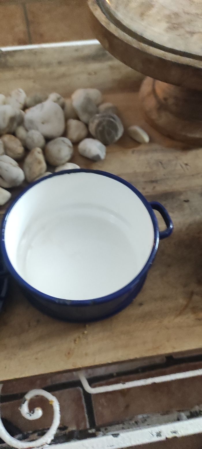 Mini cocotte ancienne - photo numéro 5