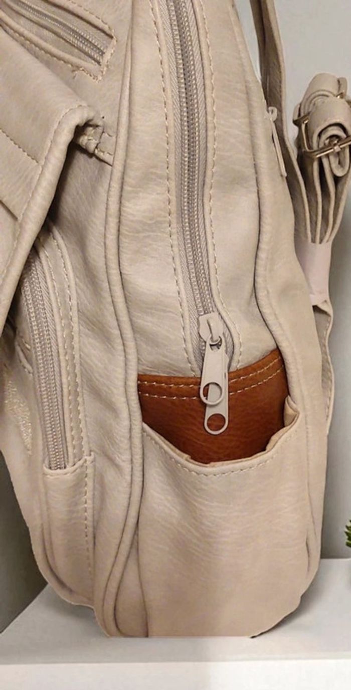 Petit sac à dos en cuir polyuréthane crème - photo numéro 4
