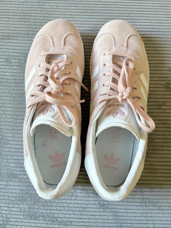 Chaussures adidas gazelle rose poudrée / taille 37,5 - photo numéro 4