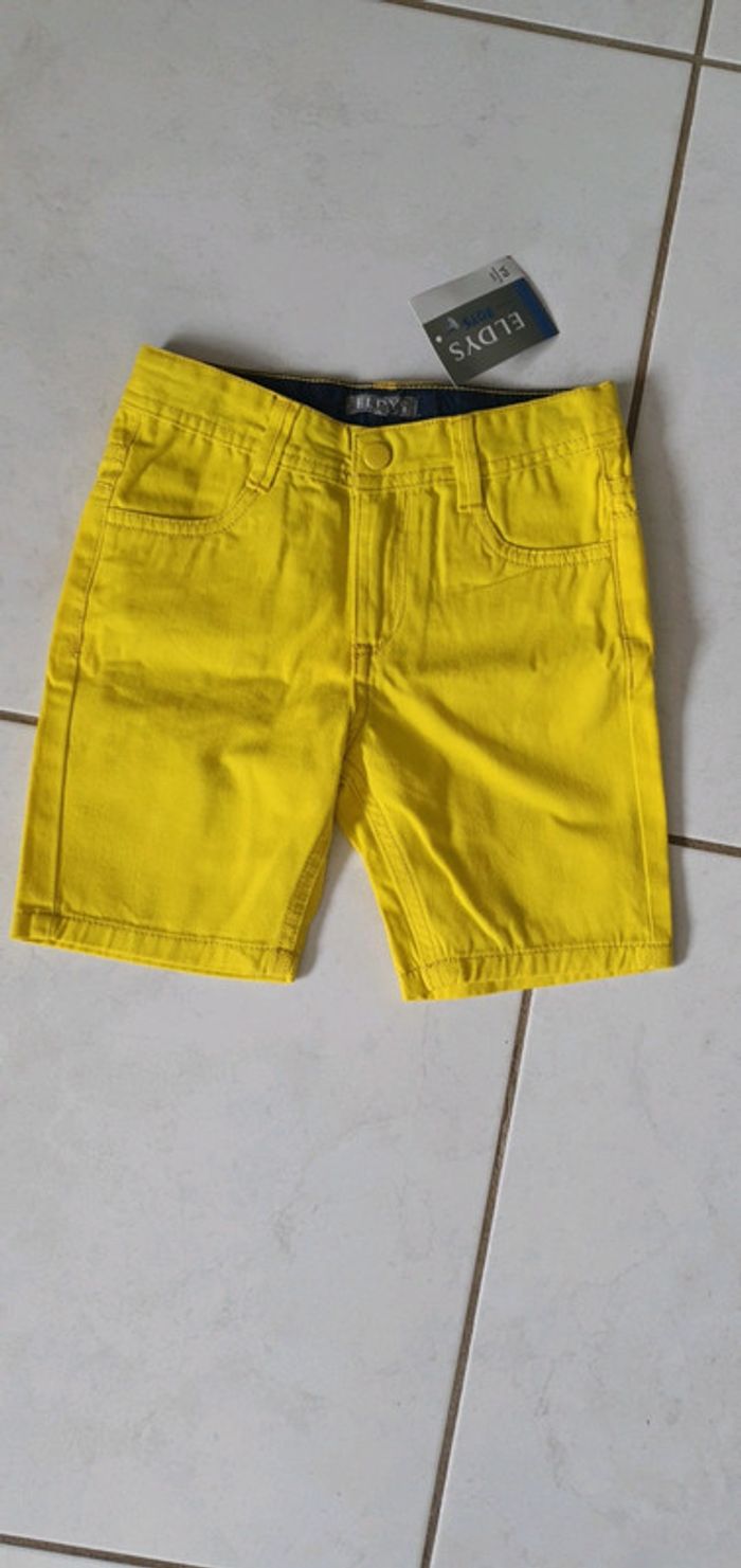 Short garçon jaune 6 ans Neuf LYA - photo numéro 3