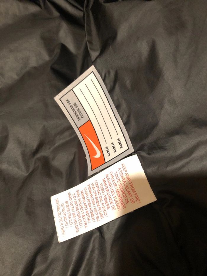 Nike - Doudoune chaude Taille L (garantie sans mauvaise surprise ! ) - photo numéro 7