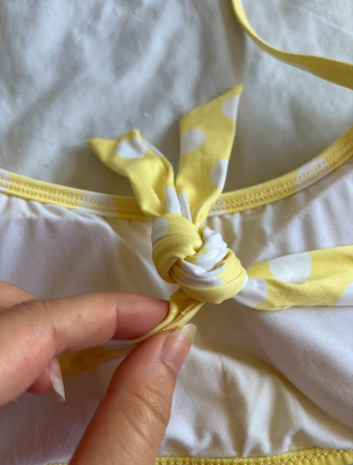 Haut de maillot de bain jaune à pois blanc volant taille M/38 Penti neuf - photo numéro 6