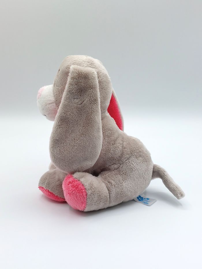 Peluche doudou chien gris rose ARTHUR ET LOLA BEBISOL fleur rose 18 cm assis - photo numéro 2