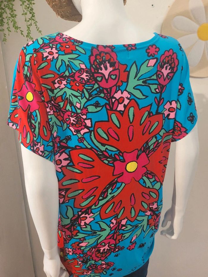 T-shirt grosse fleurs - photo numéro 5