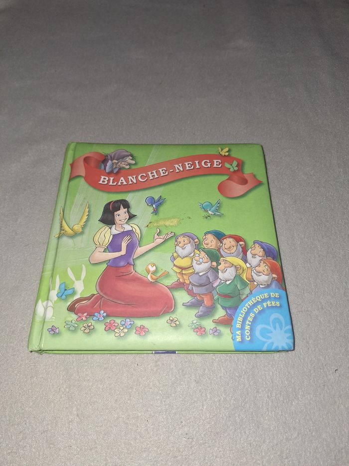 Livre blanche neige