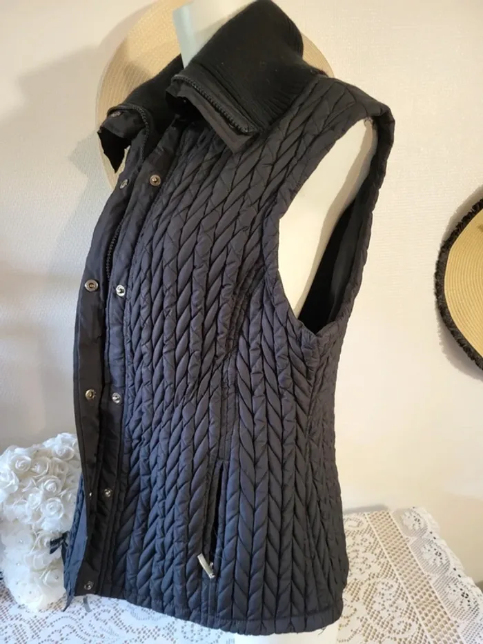 Veste sans manche - photo numéro 4