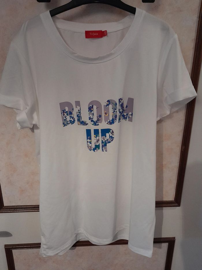 t shirt manches courtes taille 38/40