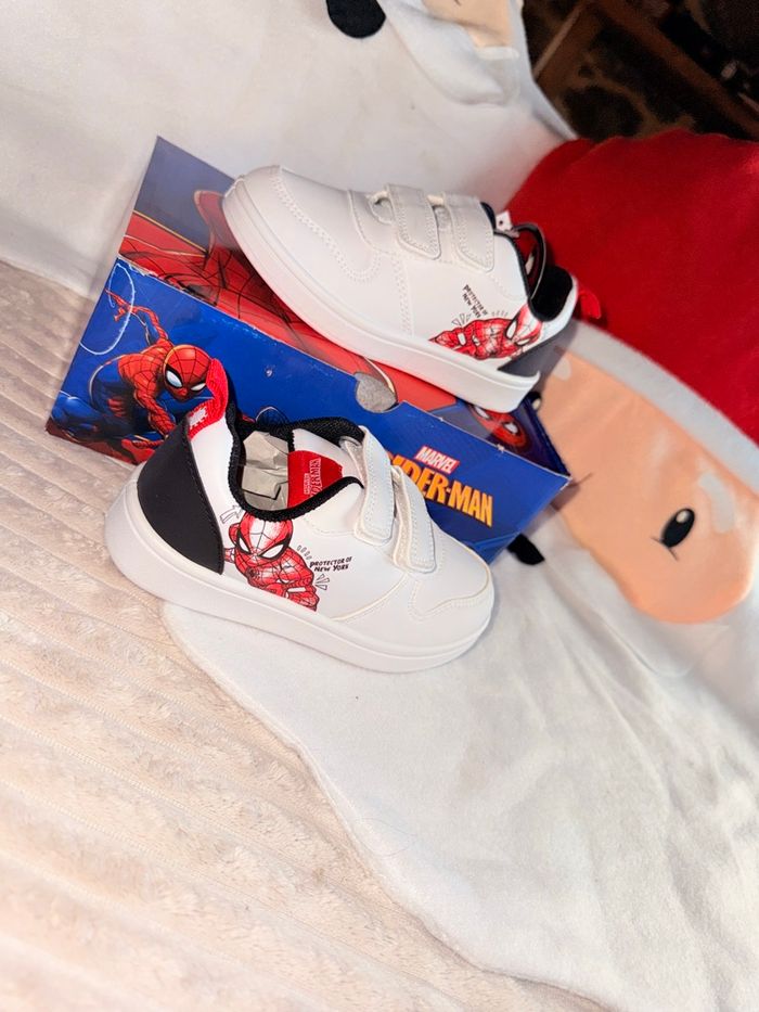 Basket Spiderman Marvel - photo numéro 2