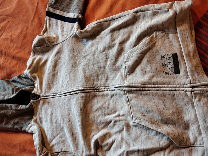 Veste à capuche garçon – 10 ans – KIABI - photo numéro 2