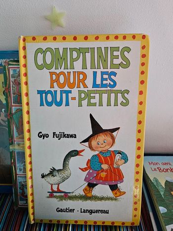 Livre Comptines pour les Tout Petits