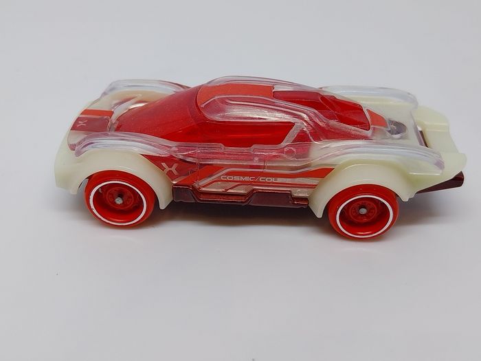 Hot Wheels Cosmic Coupe 2022 - photo numéro 4