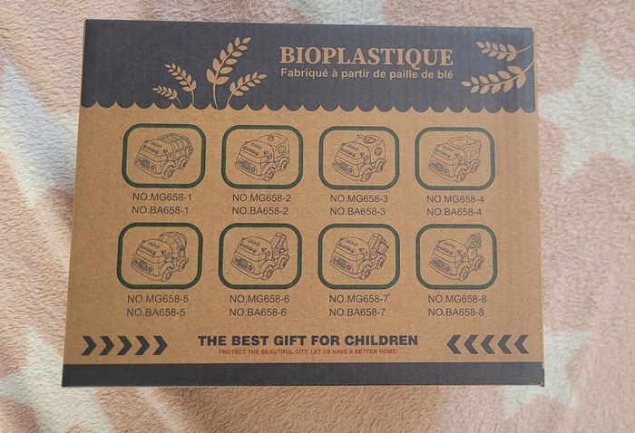 Camion grue, Truck,  bioplastique,  Neuf - photo numéro 3