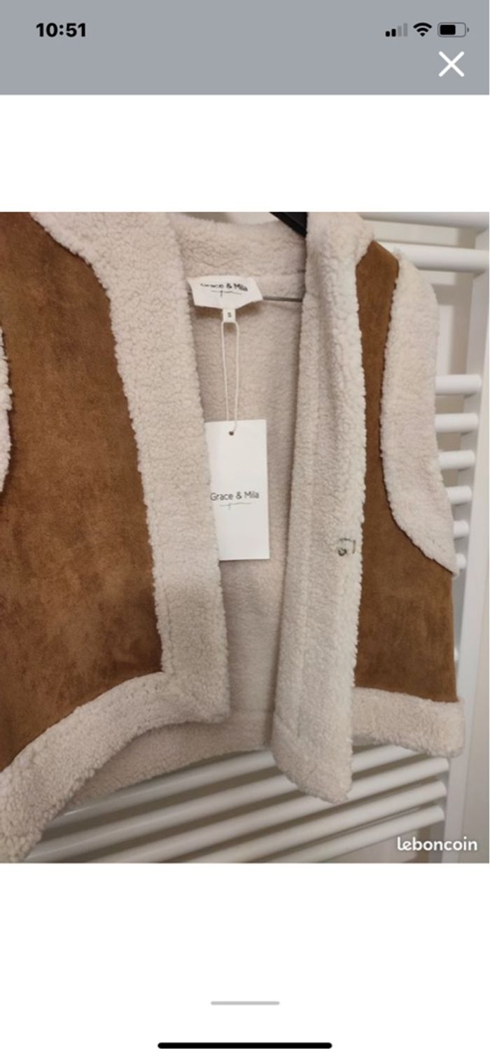 Veste sans manches  Grâce et Mila neuve