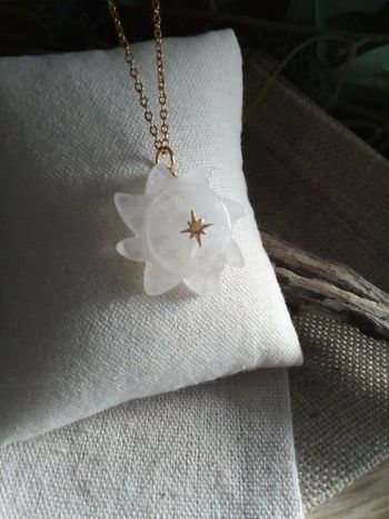 Collier pendentif soleil en pierre naturelle de cristal de quartz