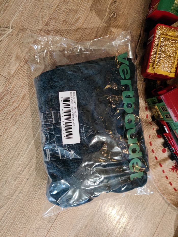 Pyjama velours espace phosphorescent Vertbaudet Taille 4 ans - photo numéro 6