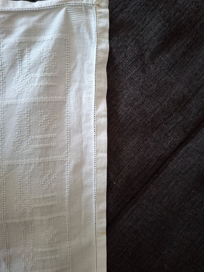 4 serviettes de table vintage - photo numéro 3