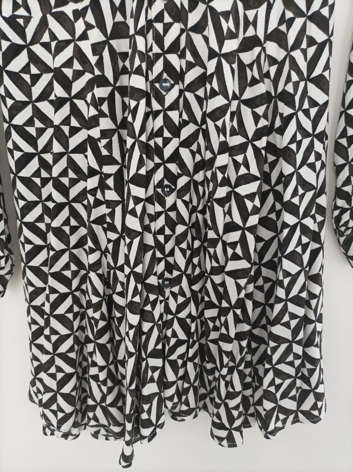 Robe chemise en crêpe - photo numéro 3