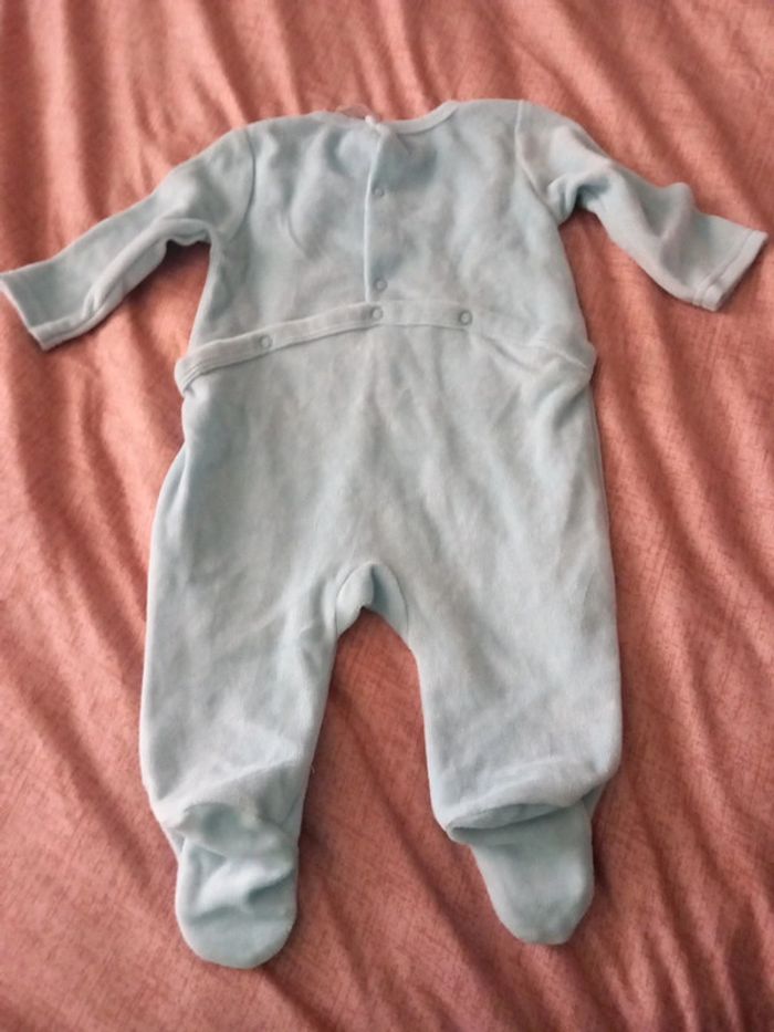 Pyjama 3 mois - photo numéro 3