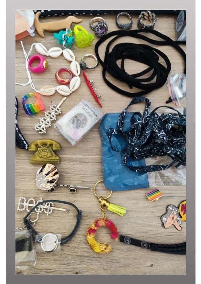 Gros lot de bijoux et autres accessoires - photo numéro 13