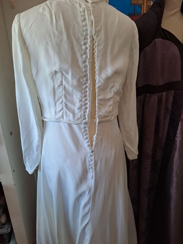 Robe mariée vintage simple - photo numéro 4