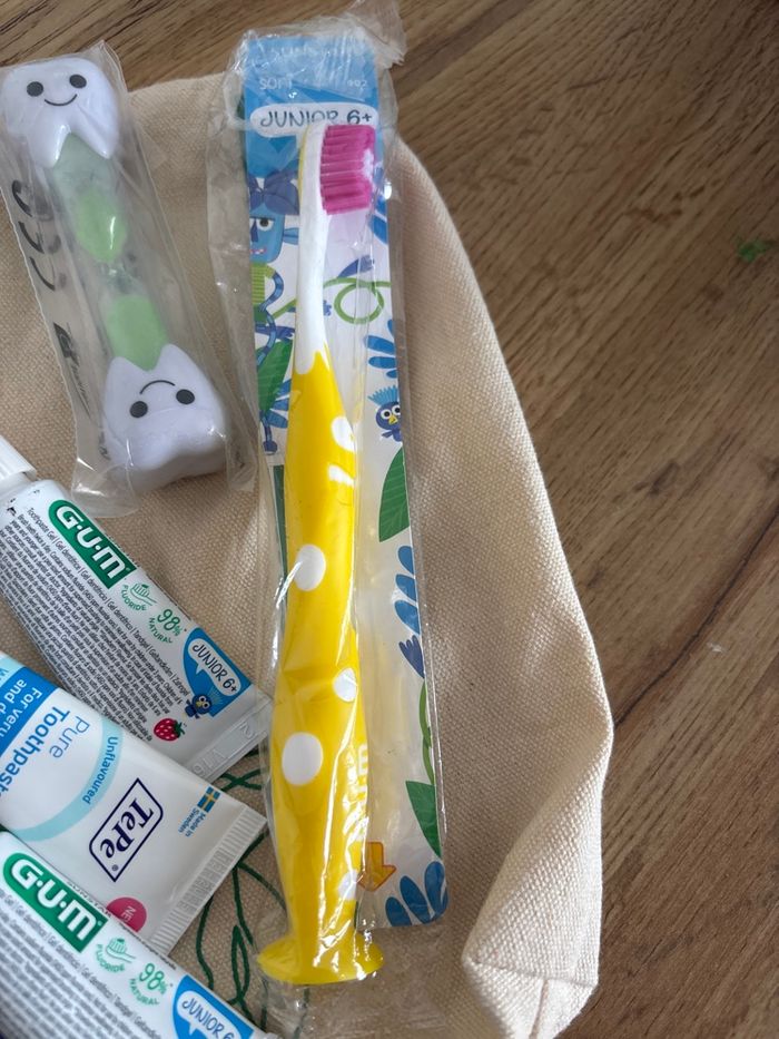 Trousse dentaire pour enfants, brosse à dents, dentifrice, sablier - photo numéro 4