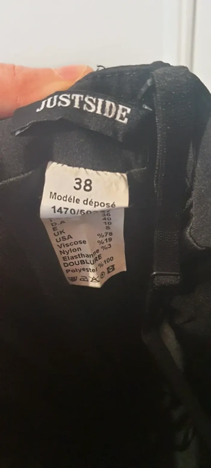 Robe très belle qualité - photo numéro 3