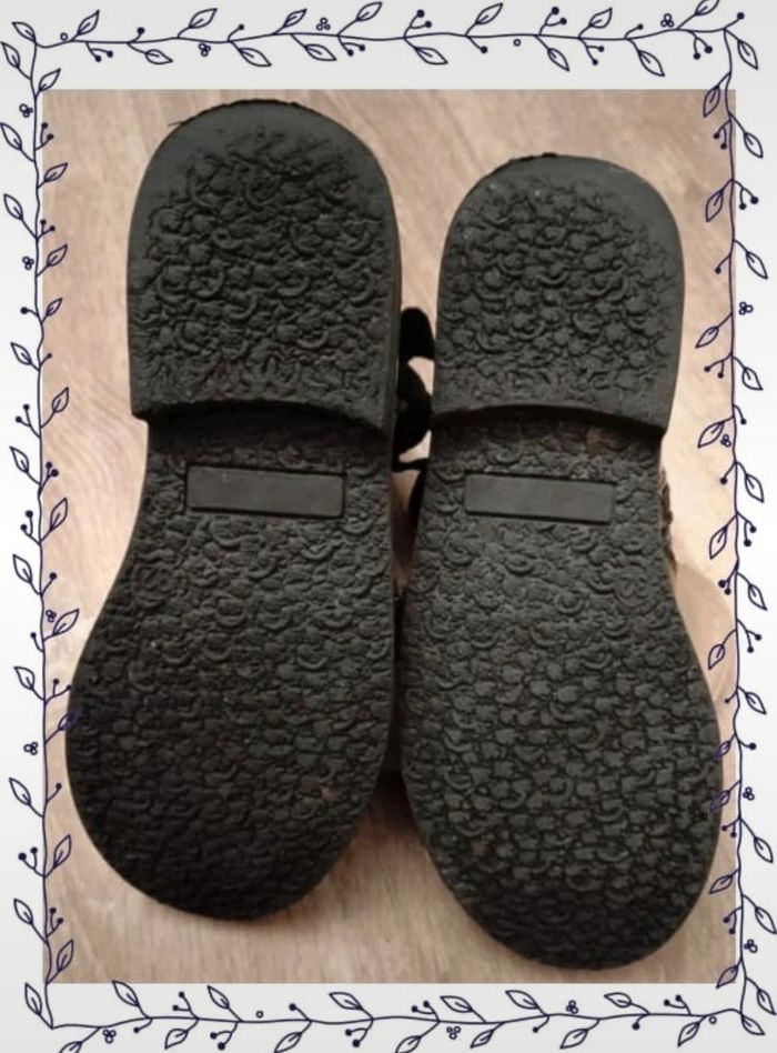 Bottines, taille 32 - photo numéro 4