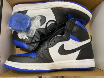 Jordan 1 rétro high og Royal Toe 9us neuf